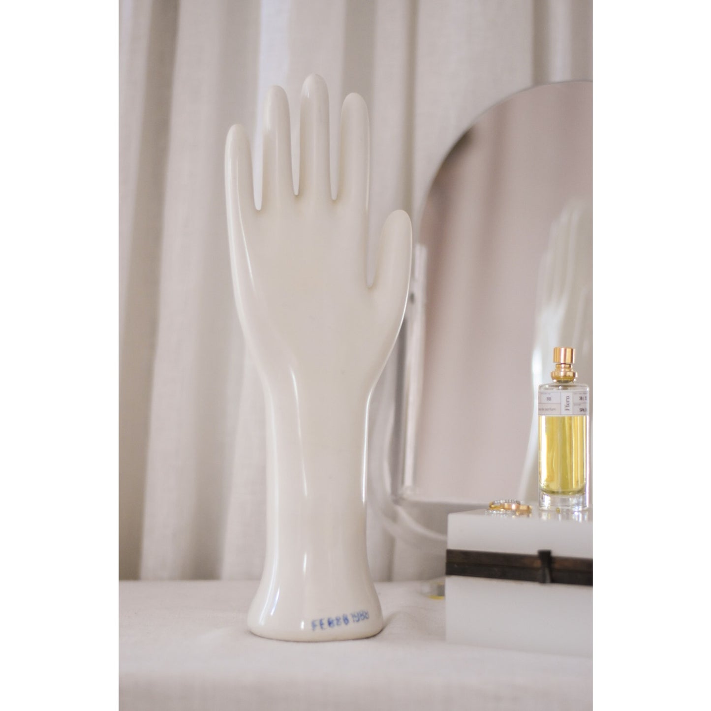 Vintage 1988 Ceramic Glove Mold