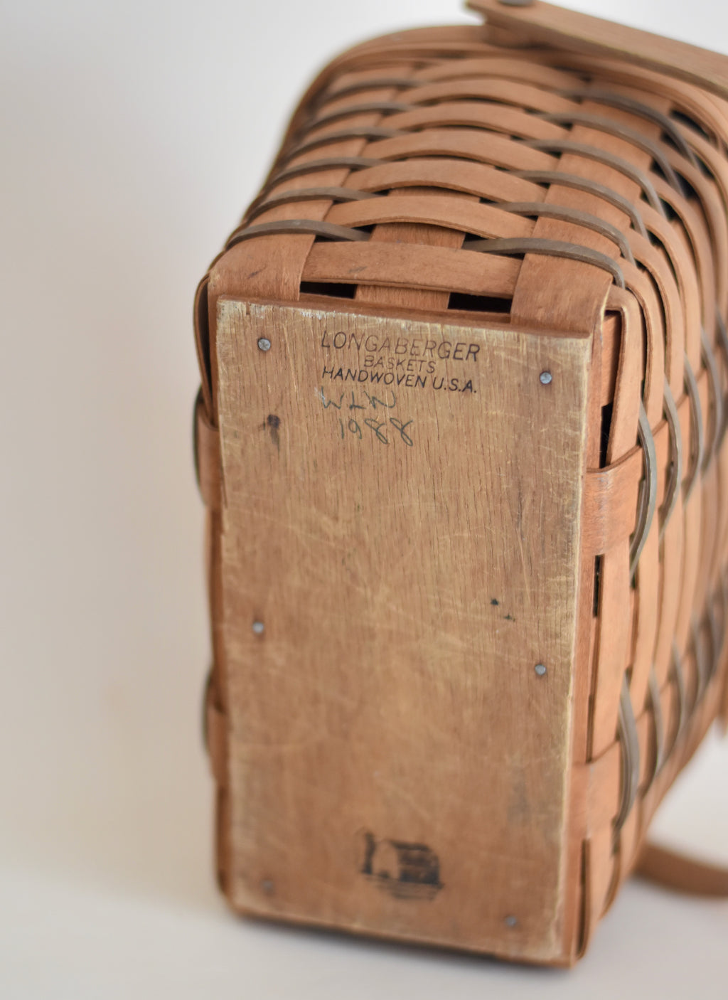 Vintage Longaberger Lidded Market Basket (1988)
