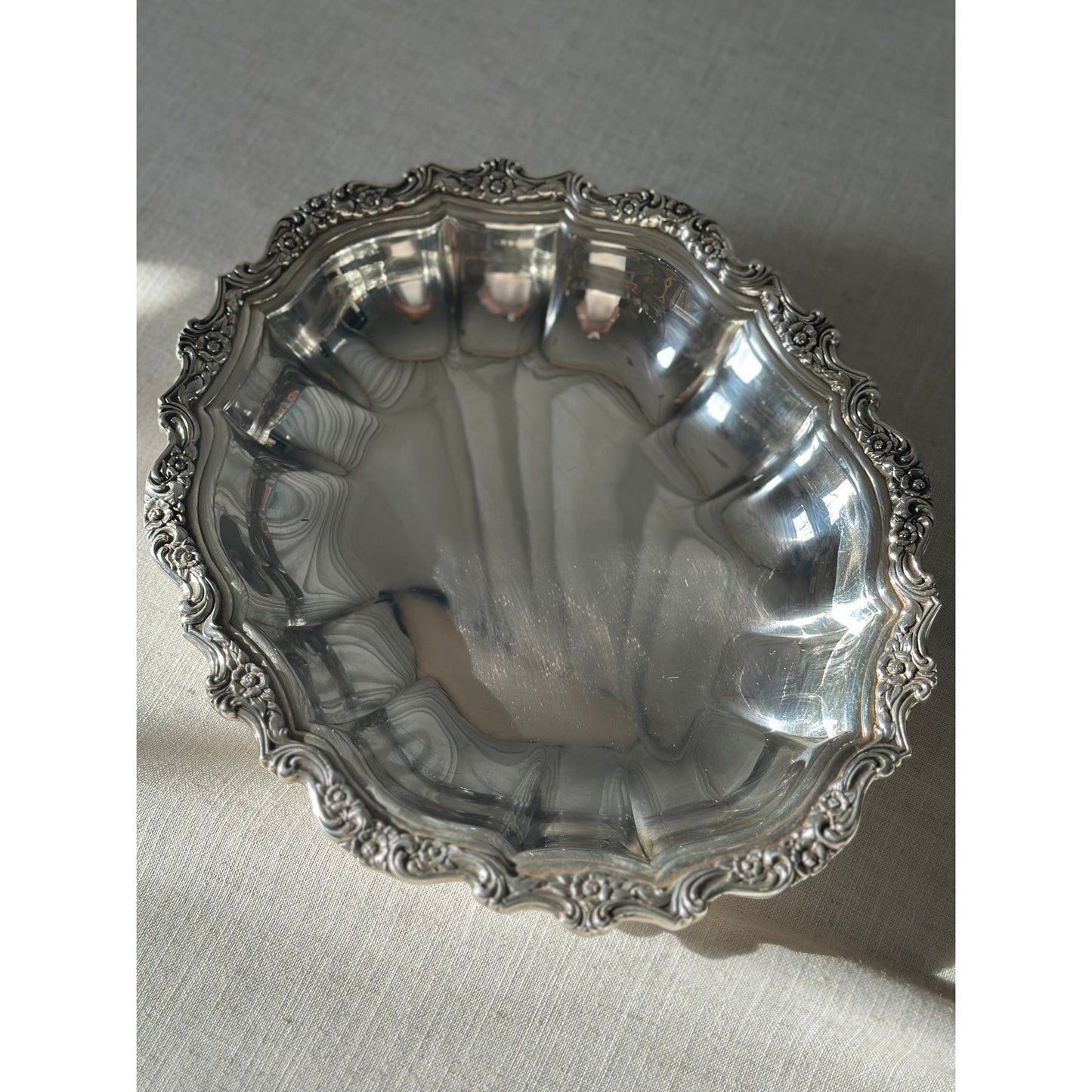 Vintage International Silver Company Duchess Bowl