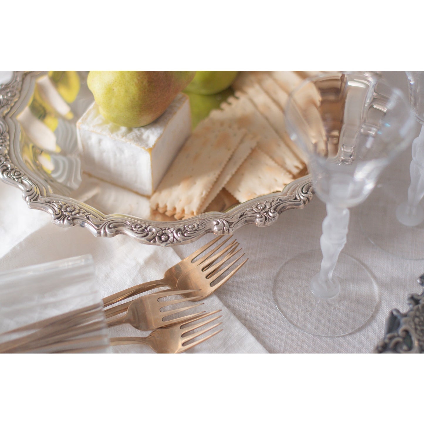 Vintage International Silver Company Duchess Bowl